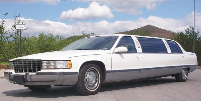 Noleggio Cadillac Fleetwood Limousine